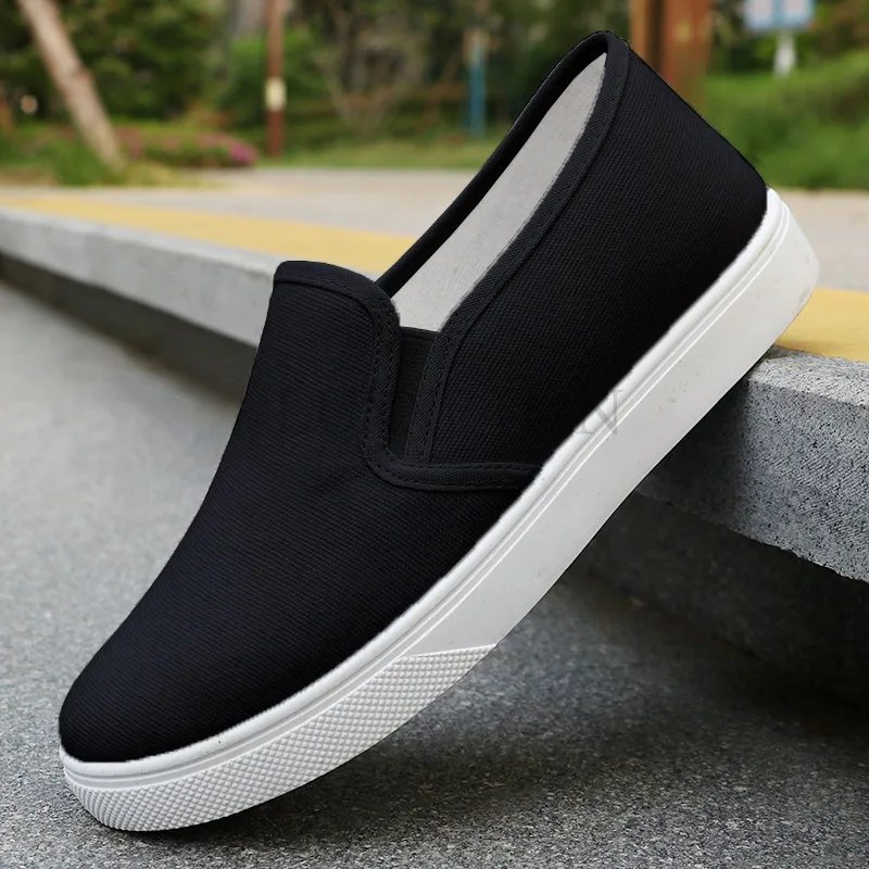 Men Casual Canvas Spring and Summer Slip on Unisex Men Fashion Sneakers Flats Breathable Light Black Couple Shoes Footwear