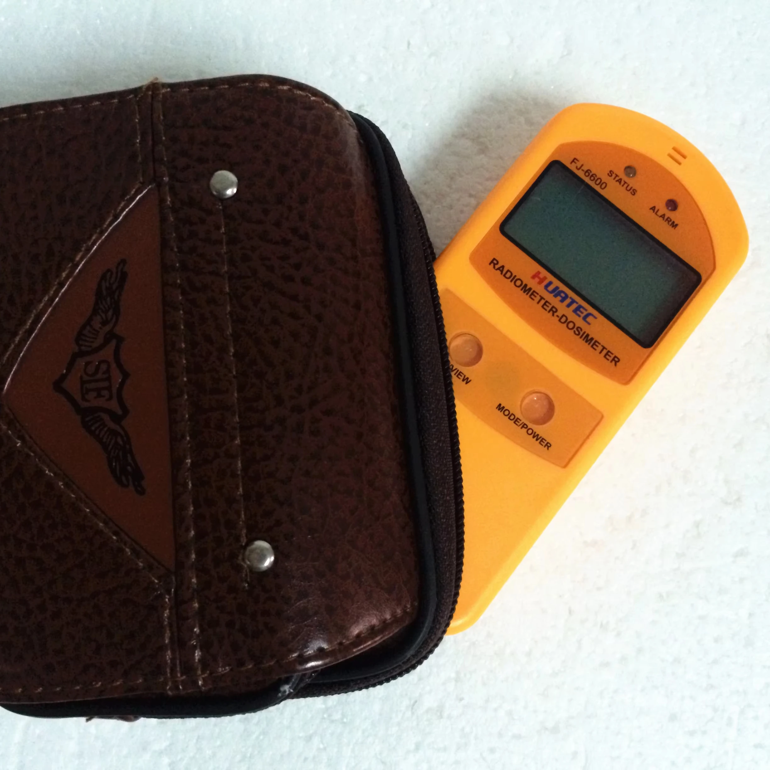X Ray Gamma Ray Radiometer Dosimeter Personal Radiation Alarm Dose Meter Radiation Measuring Instrument