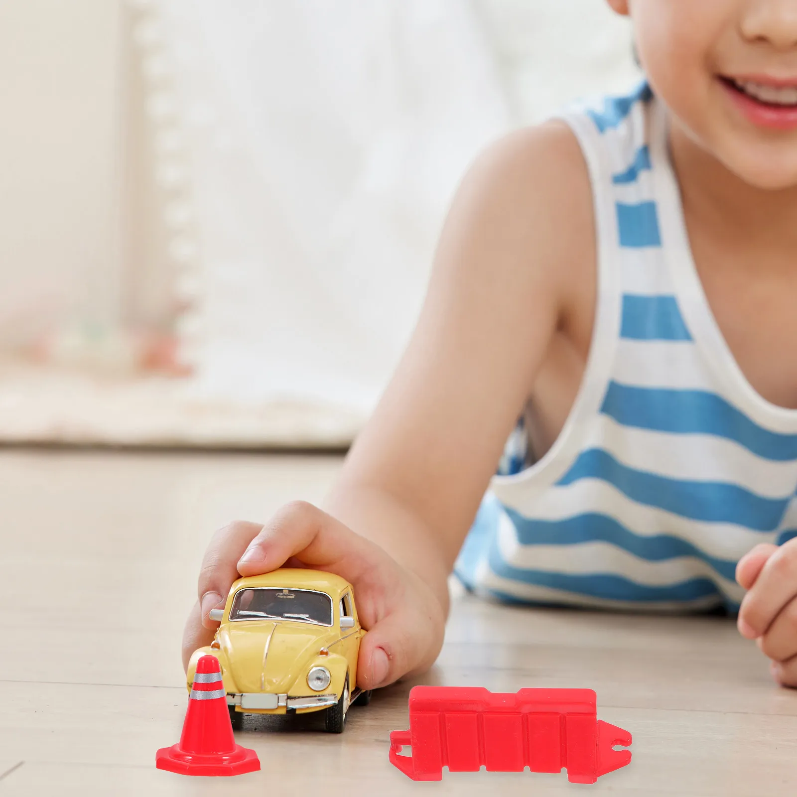 40pcs Sand Table Parking Scene DIY Set – Realistic Traffic Barriers, Road Signs & Cones for Kids Educational Play