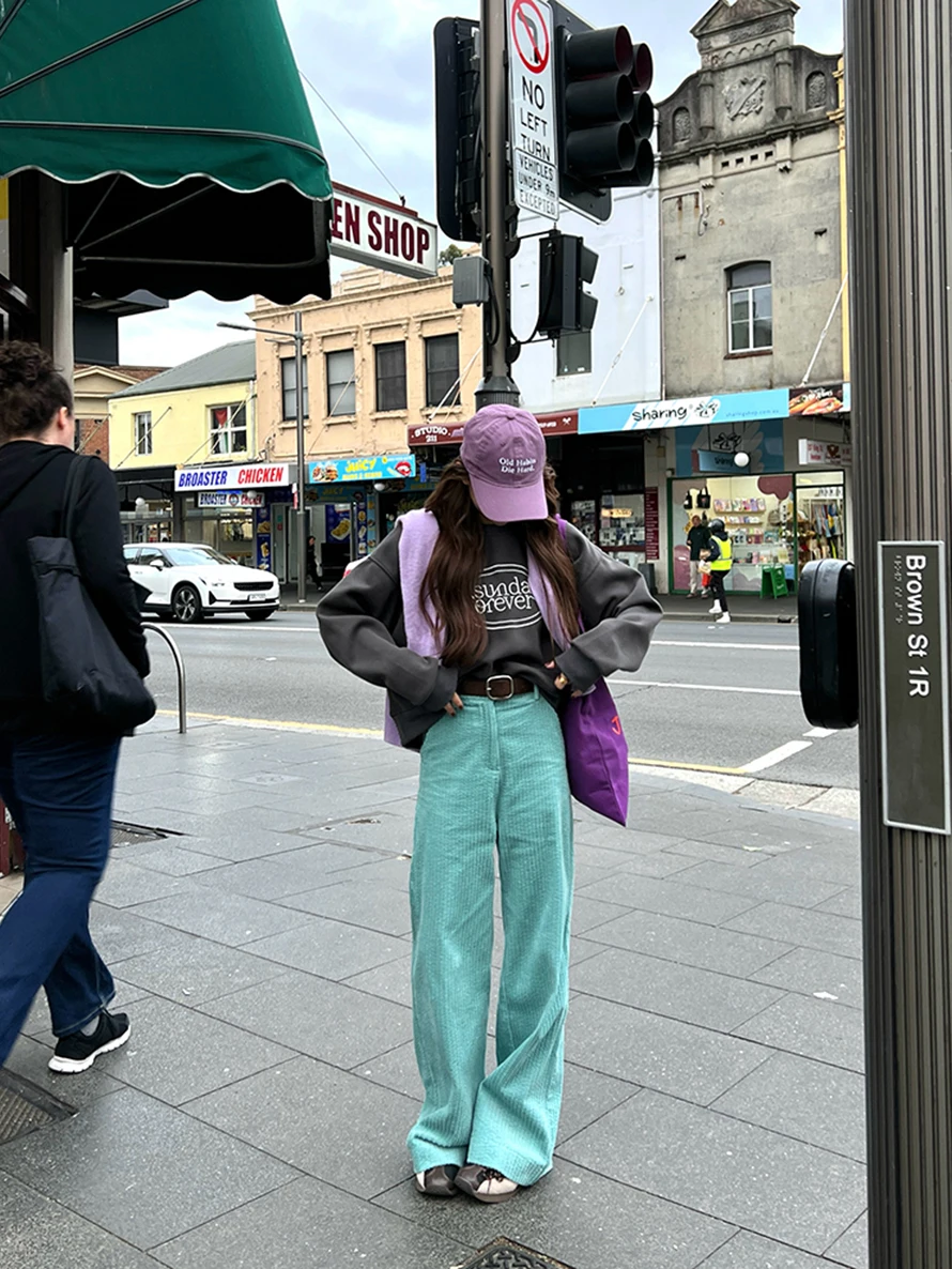 RORIRI سروال قصير نسائي عالي الخصر بنطال ذو قصة أرجل واسعة للخريف فضفاض مستقيم الساق بنطلون أزرق ملكي مخملي مقاس كبير مناسب