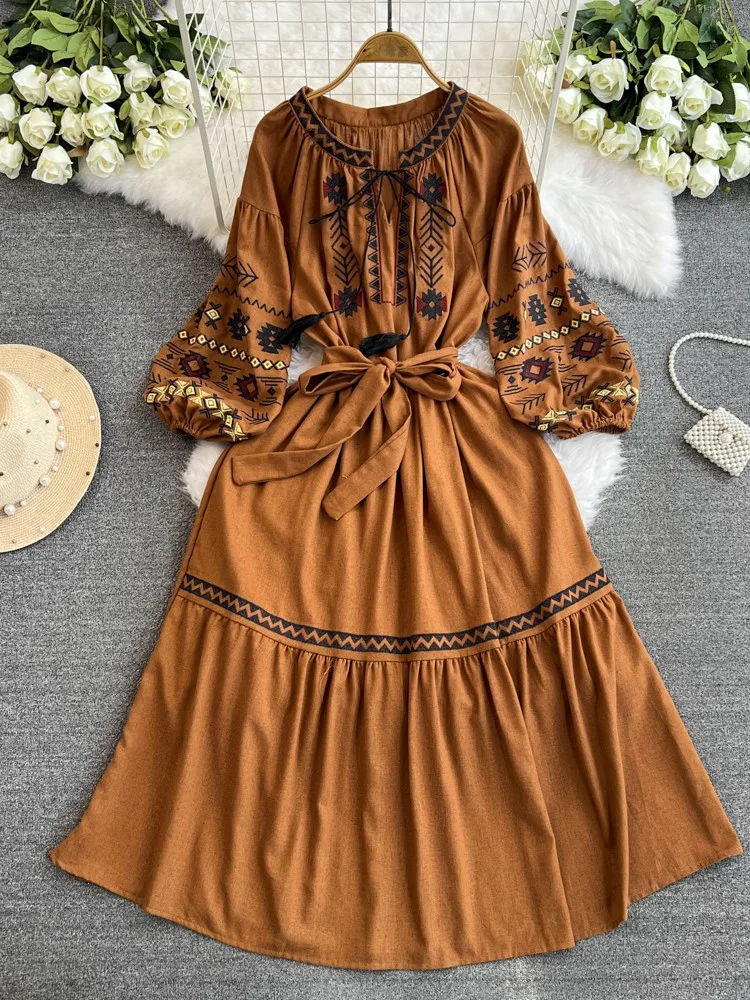 

Women Loose Long Dress Embroidery V-neck Bohemian Ethnic Seaside Vacation Beach Boho Holiday Robe Autumn