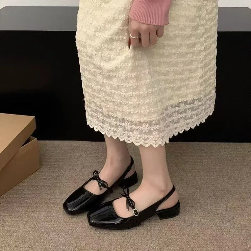 

New Square Toe Comfortable Casual and Versatile Spring and Summer Flat Shoes Elegant and Fashionable Retro Women's Shoes