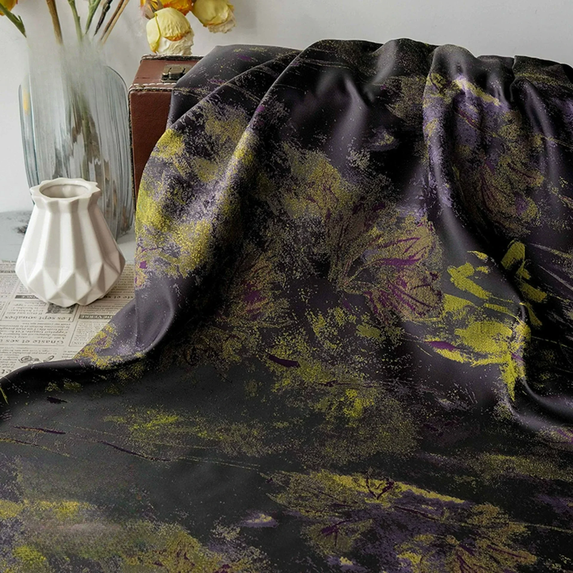 

Floral Gold Silk Retro Abstract Brocade Jacquard Fabric Elegant Dress Cheongsam Vest Handbag Woven Sewing Fabric