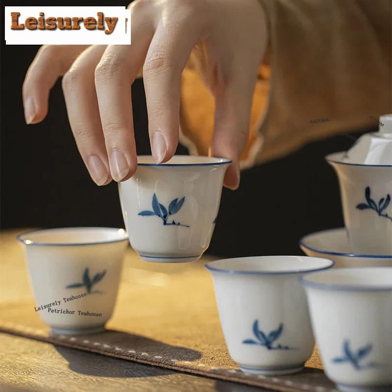 HOYIHM 2pc/lot Hand-painted Orchid Ceramic Tea Cup Small Smelling Fragrant Mug Single Master Cup Tea Bowl Household Cha 40ml