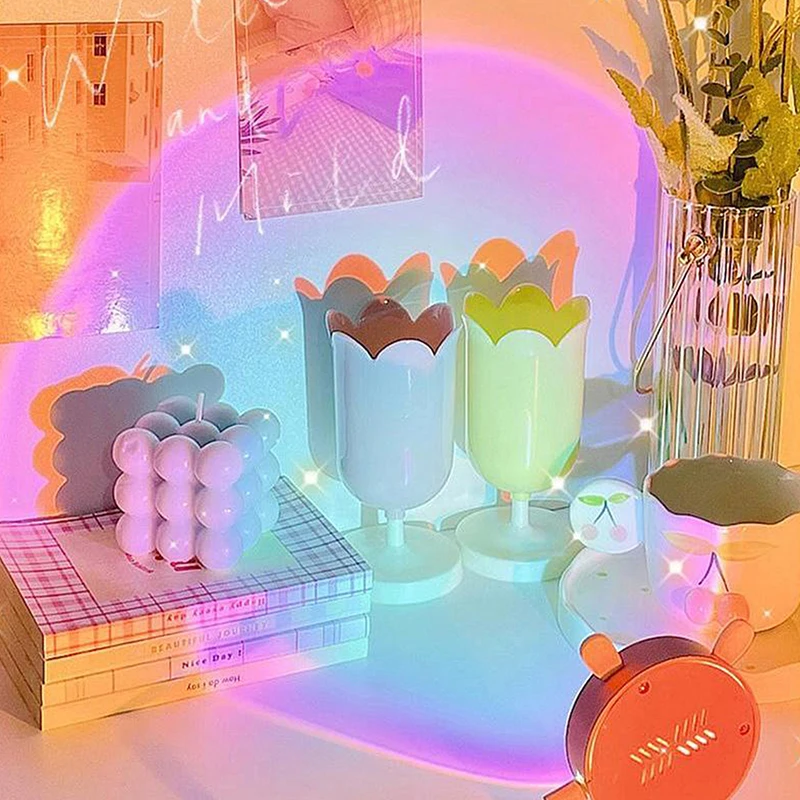 

Creative Flower Pen Holder Desktop Pen Storage Ornaments Tulip Pencil Holder Office School Desk Organizer Students Stationery