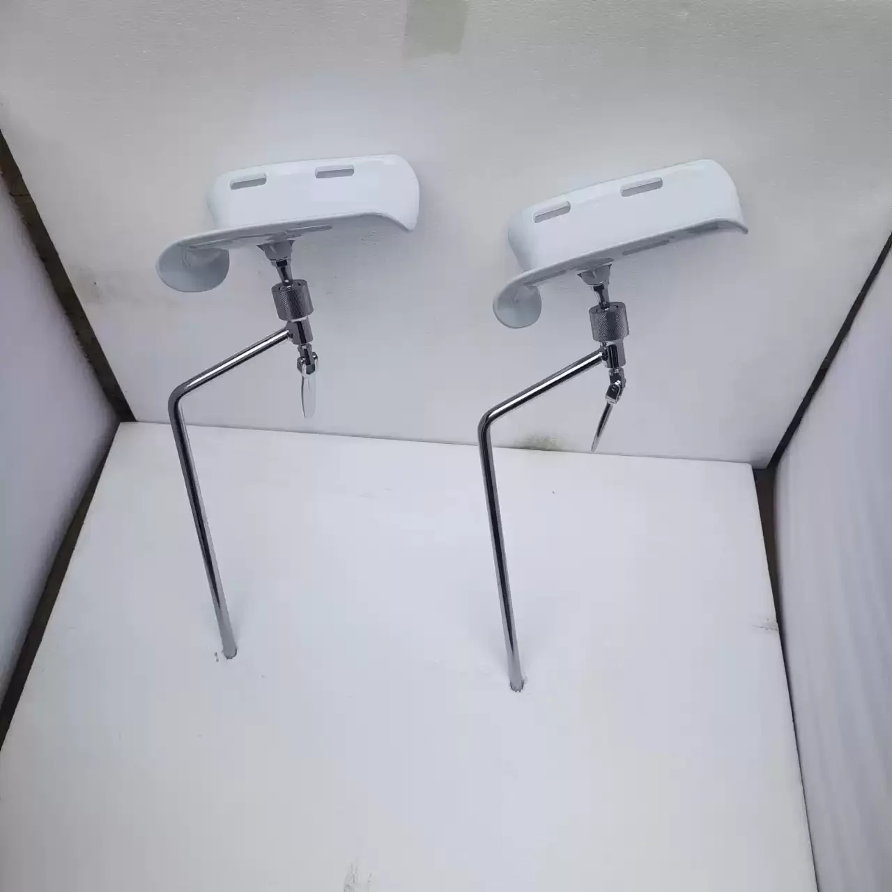 Adjustable Operating Table Leg Support Frame Leg Fixation Bracket For Gynecological Exam Table 14mm Diameter