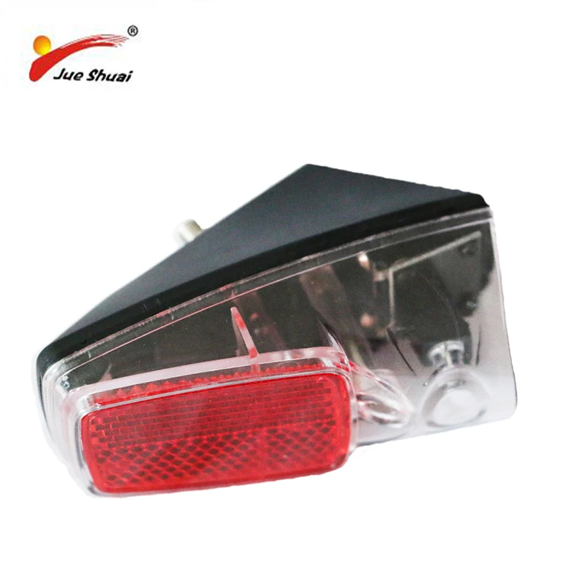 Good Leds Battery Fender Bike Light Mount on the Mudguard Red Plastic Safe Warning Bicycle Taillight Bike Rear Light Flashlight