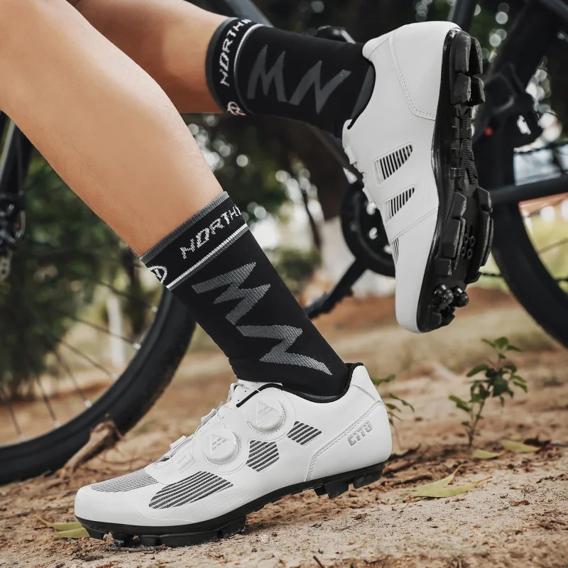 

Летняя профессиональная велосипедная обувь для мужчин и женщин, дорожная обувь для горного велосипеда с замком, спортивная обувь, повседневная обувь для верховой езды на твердой подошве