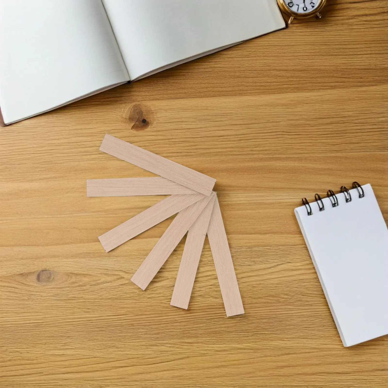 

40Pcs Miniature Dollhouse Flooring Peel Stick Wood Grain Floorboards Easy Apply DIY Mini House Decor Simulation Flooring Panels