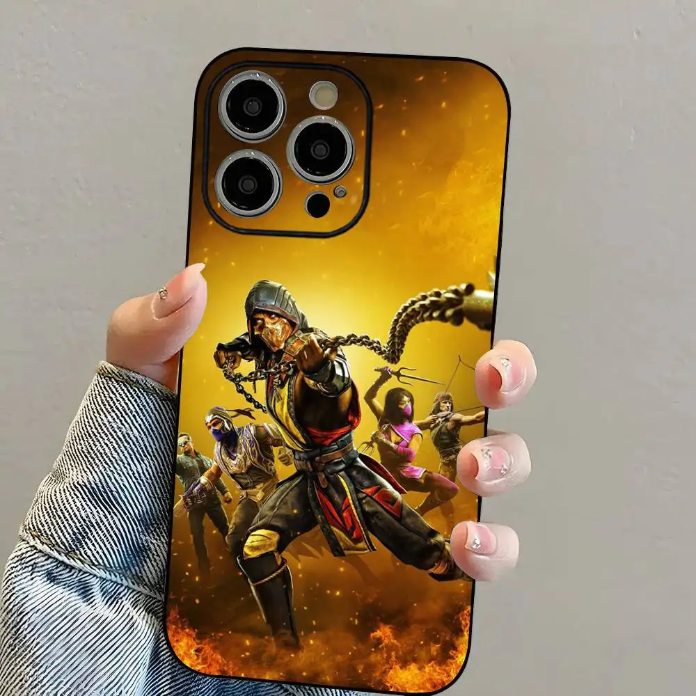 حافظة هاتف S-Scorpion Mortal K-Kombat لهاتف آيفون 16 15 14 13 12 11 PRO MAX PLUS حافظة صغيرة من مادة البولي يوريثان الناعمة والصديقة للبشرة