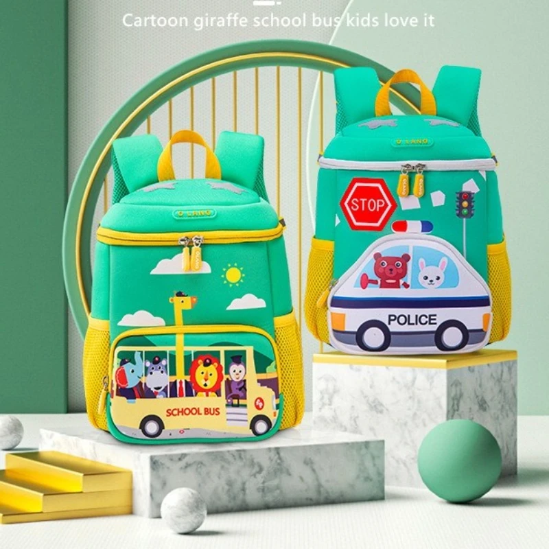 

Новый мультяшный полицейский автомобиль, школьный автобус, детский сад, легкий рюкзак для мальчиков и девочек, водонепроницаемая детская школьная сумка с рассеиванием тепла