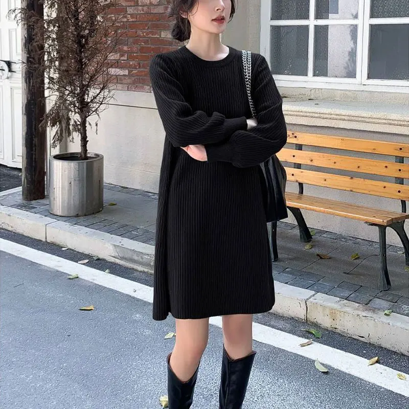 

Basic Casual O-Neck Midi Dress 2024 Autumn Winter Solid Color Female Clothing Commute Loose Long Sleeve Knitted Straight Dresses