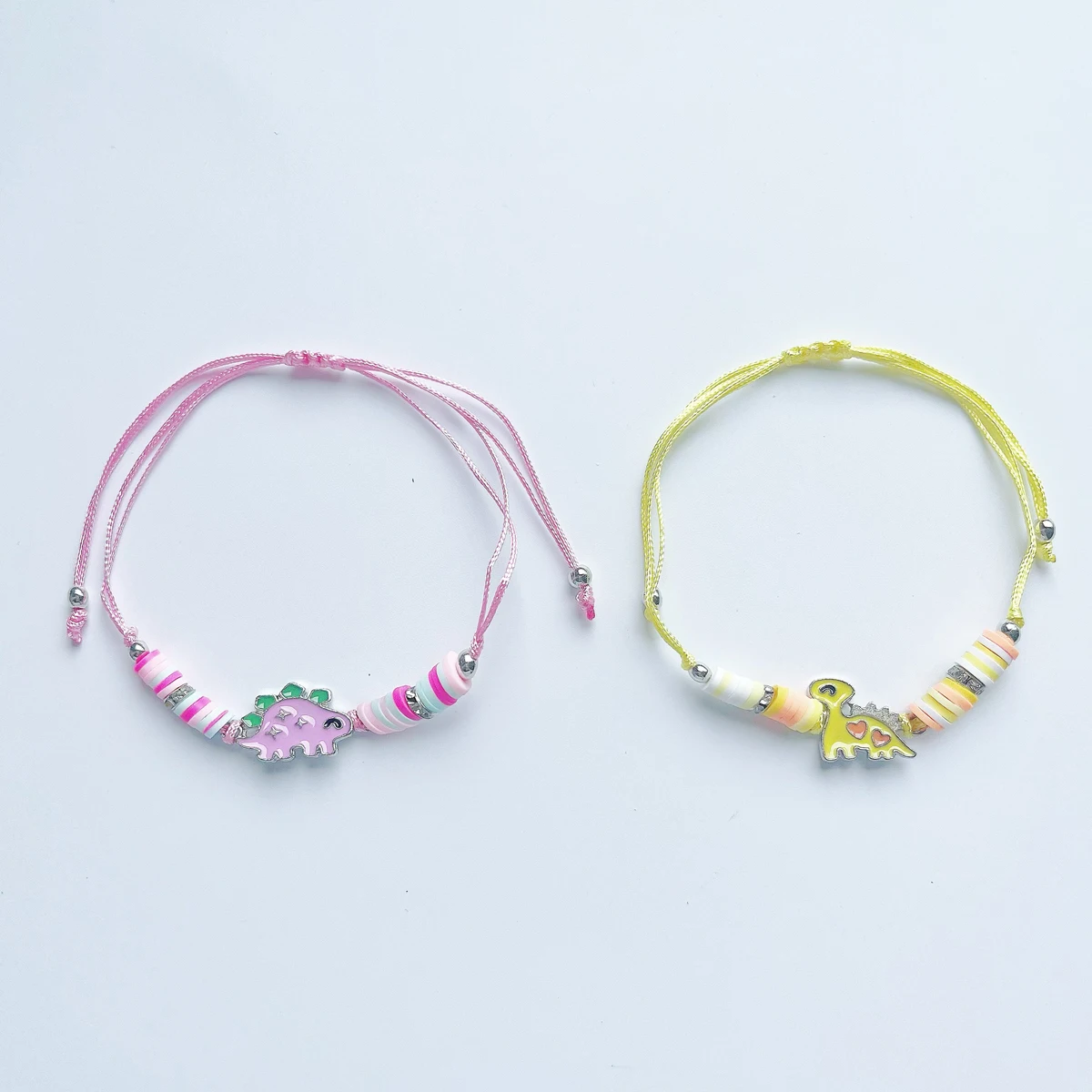 Set di braccialetti con dinosa - Ceramic Link Bracelet recensione e prezzo