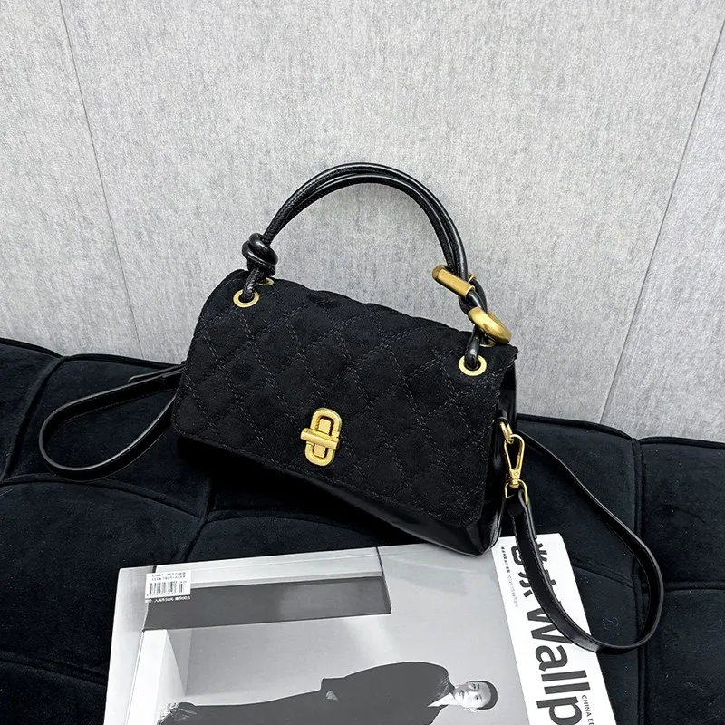 

Luxury Women's Handbag With Elegant Leather Detailing, Popular Classic Construction Featuring Multiple Pockets