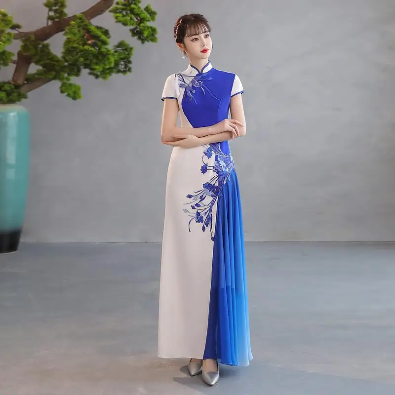 Improved Retro Flower Embrodiery Short Sleeve A-Line Qipao Blue White Mandarin Collar Runway Show Cheongsam Chinese Women Dress