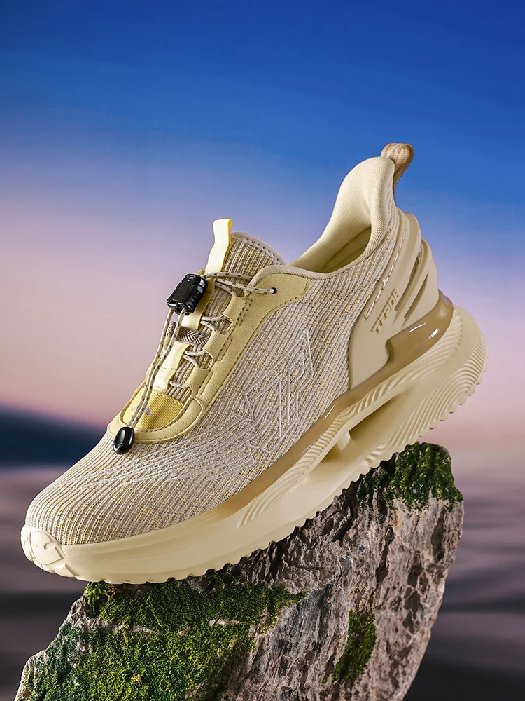 

Men's Comfortable Anti-Slip Walking and Jogging Shoes Unisex Shock-Absorbing Running Shoes for Sports and Leisure