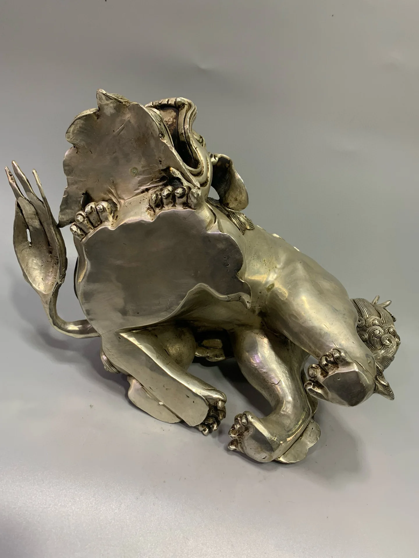 Old Bronze Gilded Silver Double Lion Headed Divine Beast Incense Burner  Amass wealth Ornaments Town house Exorcism