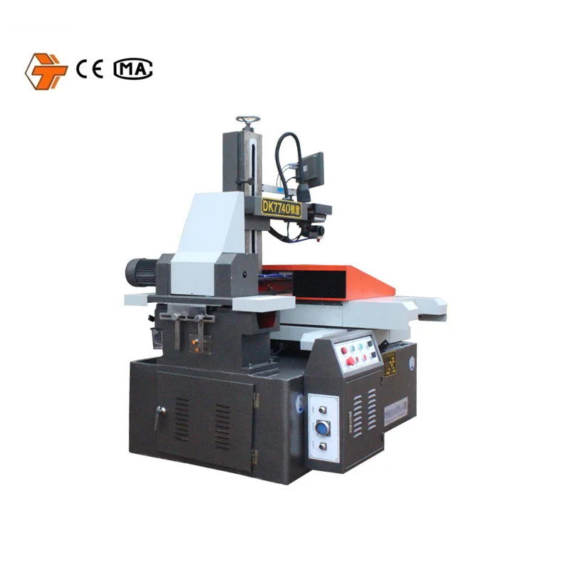 DK7740 Électrique Erosion 5 Axes Fil Cut Edm Machine Cnc Wirecut Edm 7740 Machine