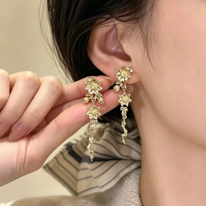 Flash diamond tassel champagne pearl earring small fashion design high sense light luxury temperament earring