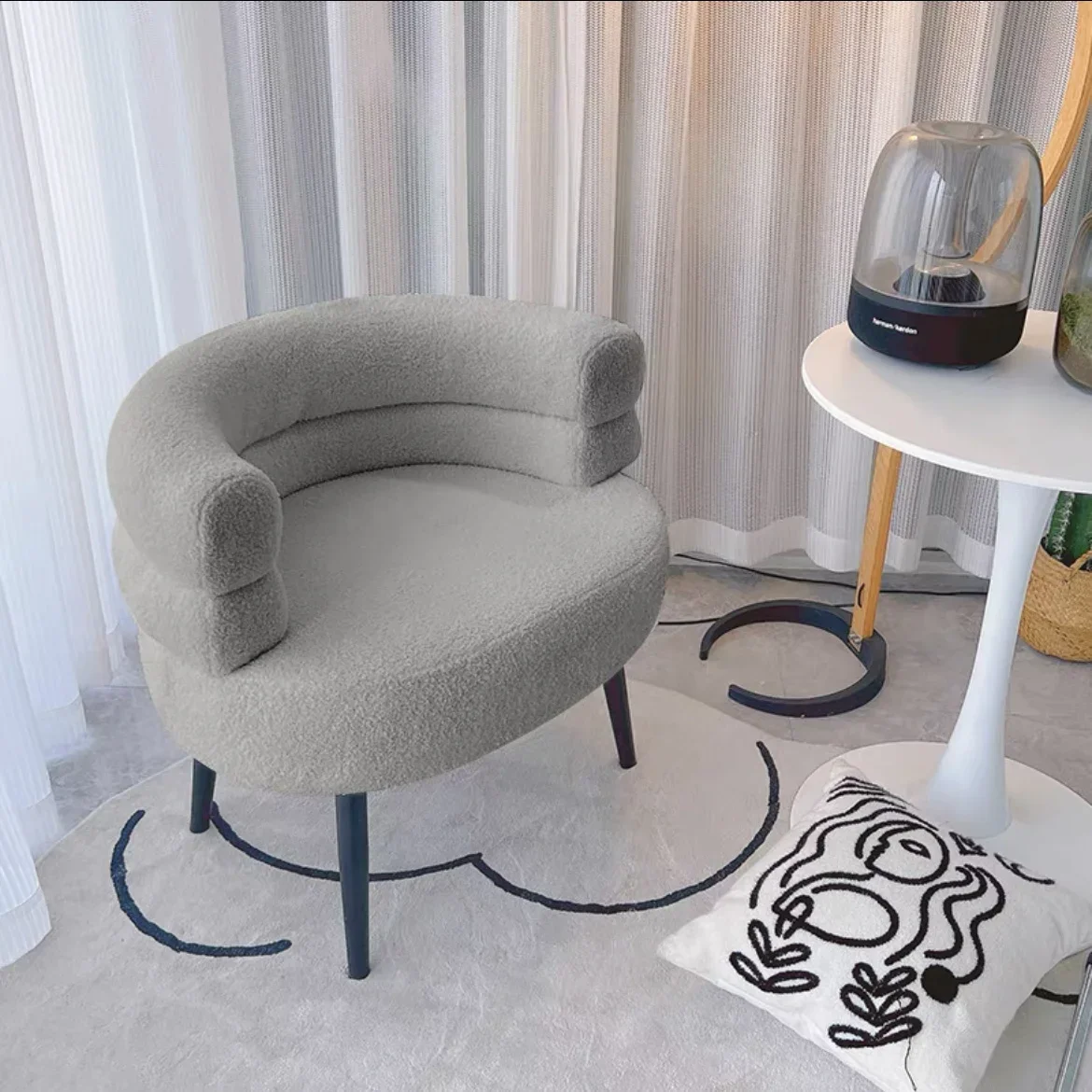 

Nordic Imitation Lamb Velvet Lazy Single Sofa Chair Living Room Furniture Bedroom Balcony Leisure Makeup Stools Dressing Chairs