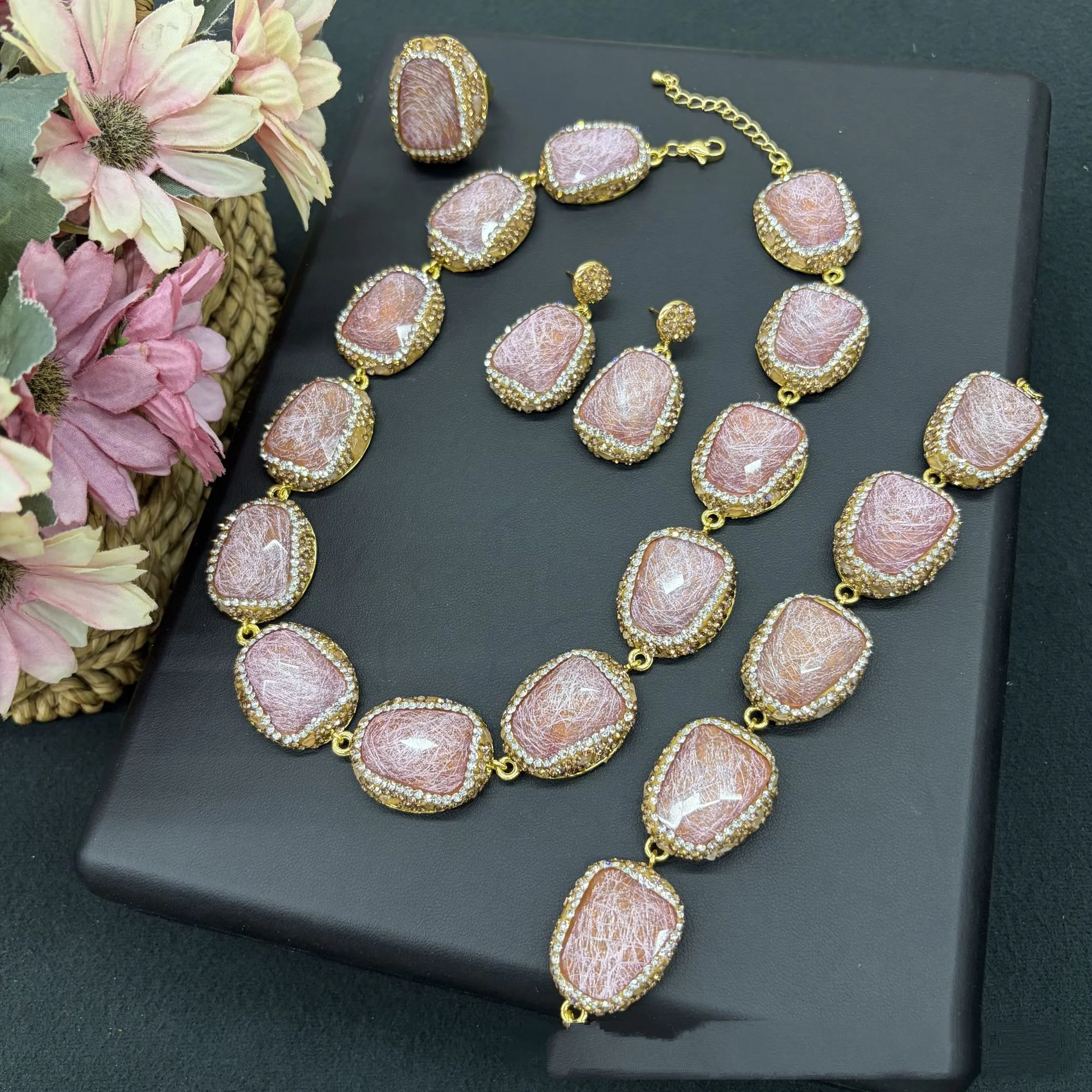 Fashion Elegant Women 4Pcs Jewelry Set Necklace Ring Stud Earrings Bracelet Versatile Ornament Daily Party Accessory Gifts