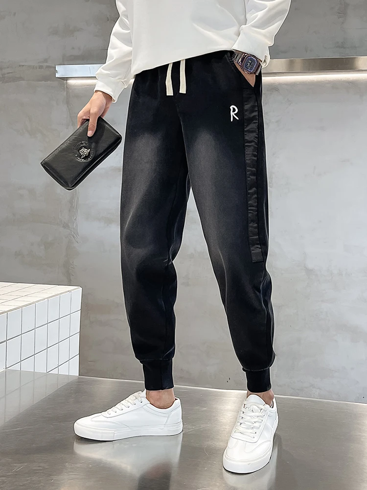 

Летние тонкие джинсы мужские, модные брендовые брюки-харланы с отворотами, укороченные, 2024, новая корейская версия, повседневные брюки