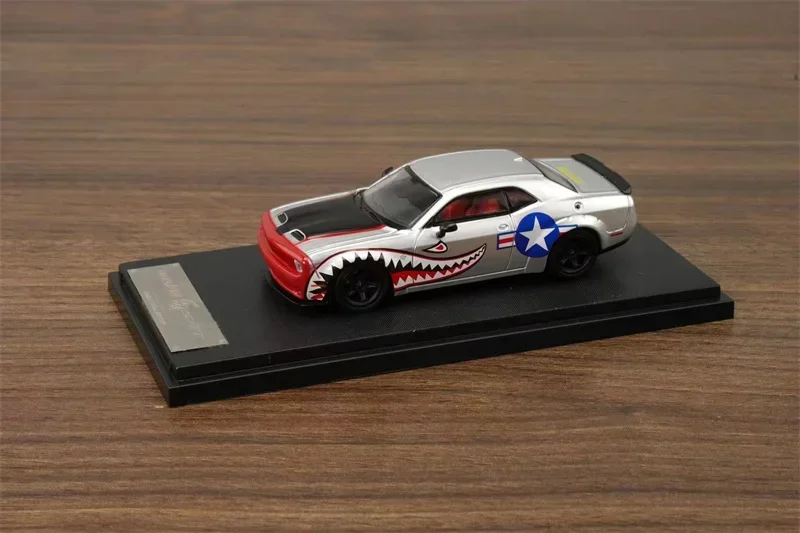 Fine Works64 1:64 Hellcats Shark / Blue orange / Police car paint Die-Cast Car Model Miniature Gifts