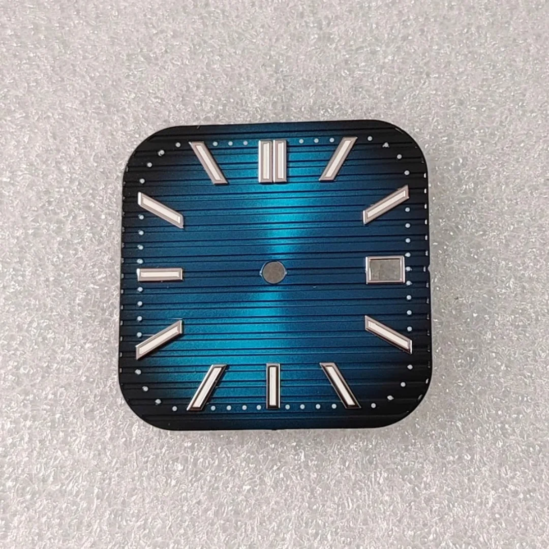 Quadrante dell'orologio quadrato da 29,5 mm Quadrante con chiodo argento e lancette dell'orologio con accessori luminosi verdi per movimenti NH35/NH36