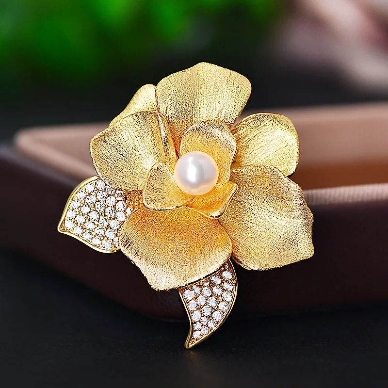 

Royal Pearl Rose Brooch,Vintage Luxury Corsage, Elegant Suit & Dress Pin