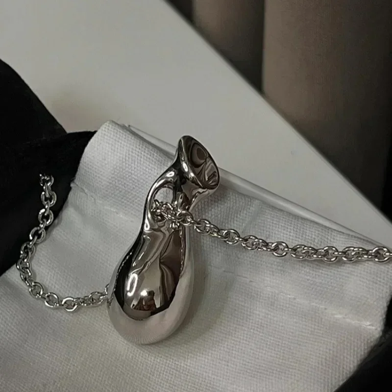 Fashion Jewelry Luxury Temperament Cute Small Bag Pendant Necklace For Women Gifts Delicate Design Accessories 2024 Trend New