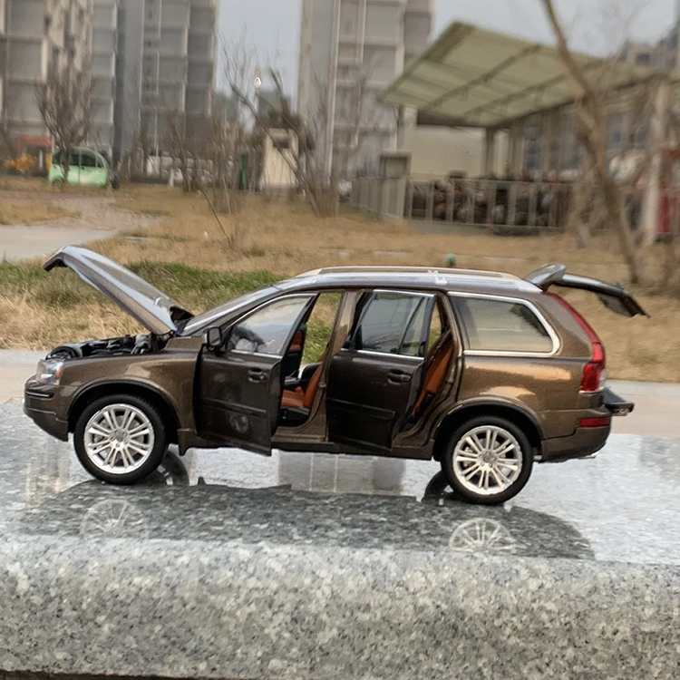 High Simulation 1:18 VOLVOS XC Classic Diecast Alloy Car Model Metal Boys Gift Toy Vehicles Collection