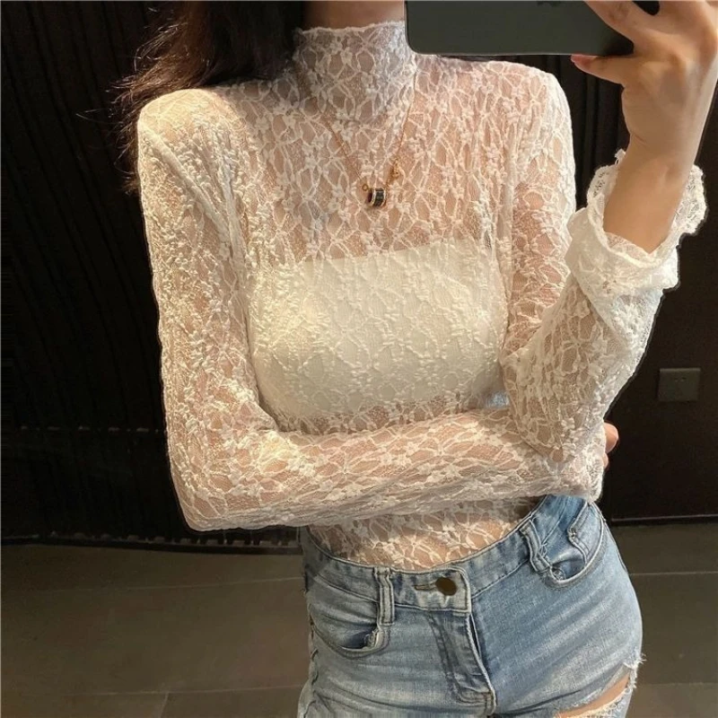 Sexy Sheer Base Layer Top Women's Fashion Lace Openwork Long-Sleeved Mesh Inner Top 2026 Summer Hollow Out New Pullover Top