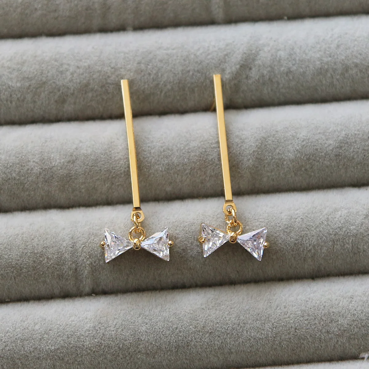 Gold Plated Toothpick with Zirconia Lace Hanging Earring