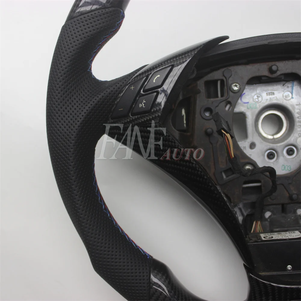 Replacement Real Carbon Fiber Steering Wheel with Leather for BMW M5 E60 E61 5 Series 2003-2010