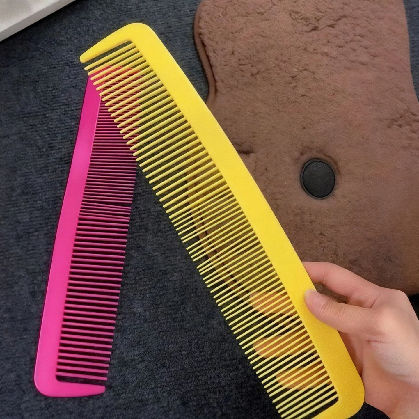Creative Giant Comb Stage Straight Hair Comb Stress Relief Massage Wide Tooth Anti Static Hair Massage Combs Gifts Stage Props