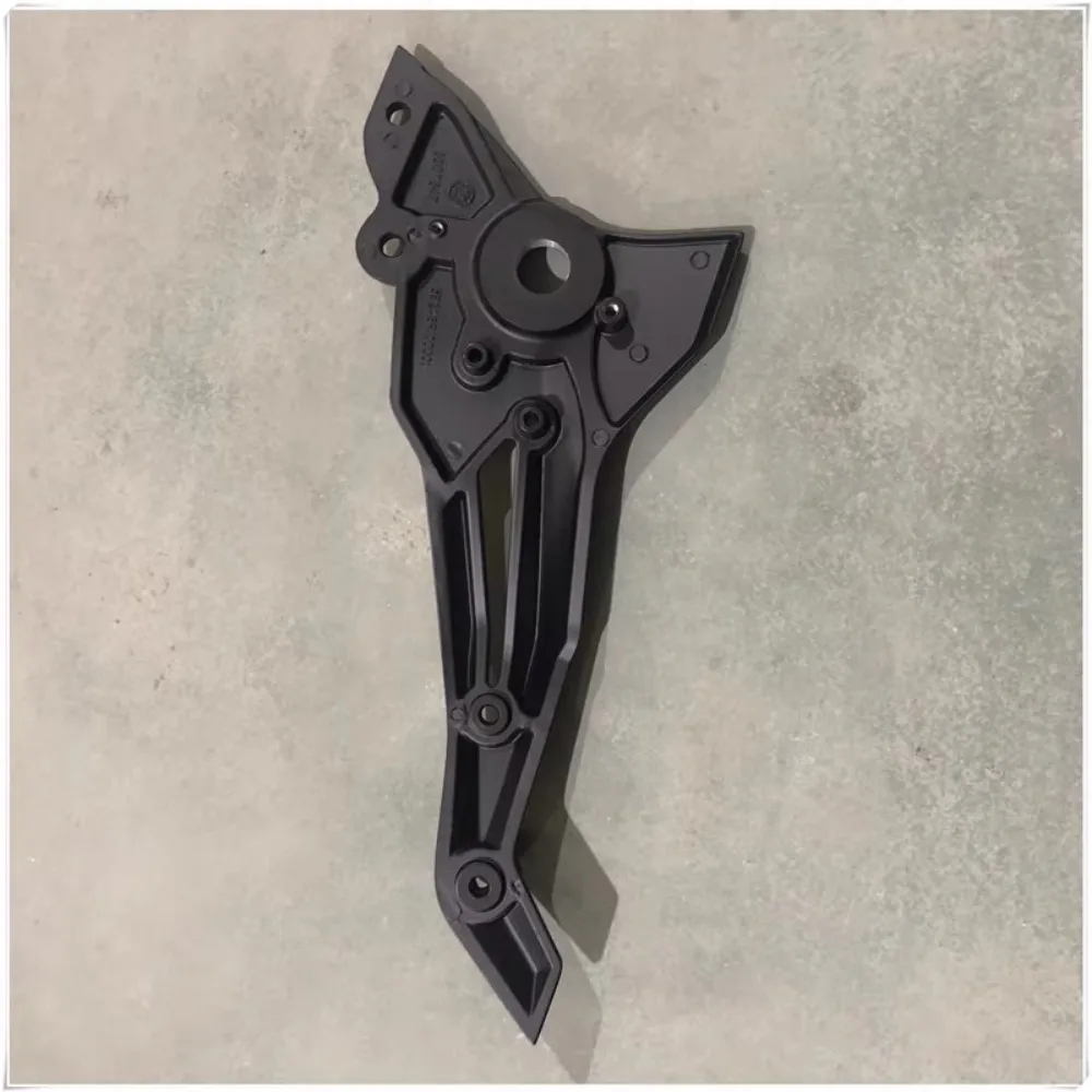 Suitable for Benelli Original Accessory BN302S Footrest Bracket BJ300GS-3 Left and Right Footrest Brackets