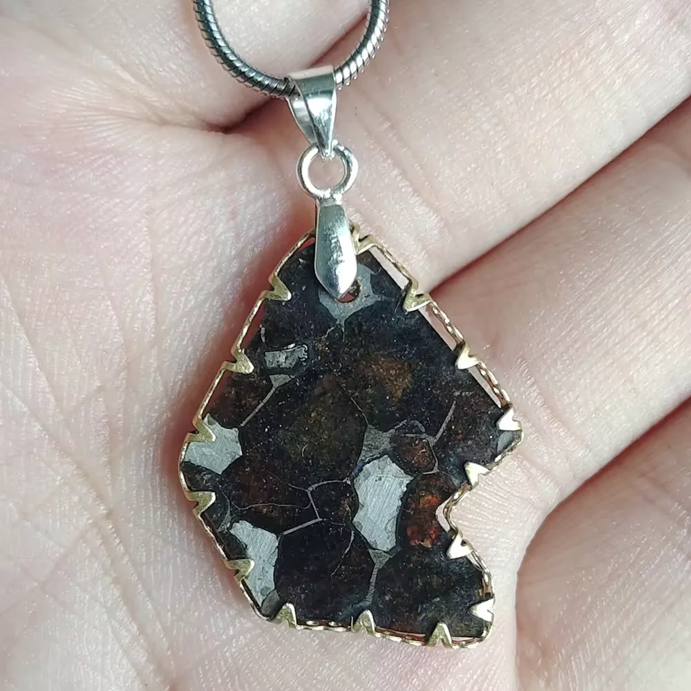 2g Brenham Olive Meteorite manual Pendant Olive Meteorite Natural Olive Meteorite Necklace Pendant Specimen Collection- TB161