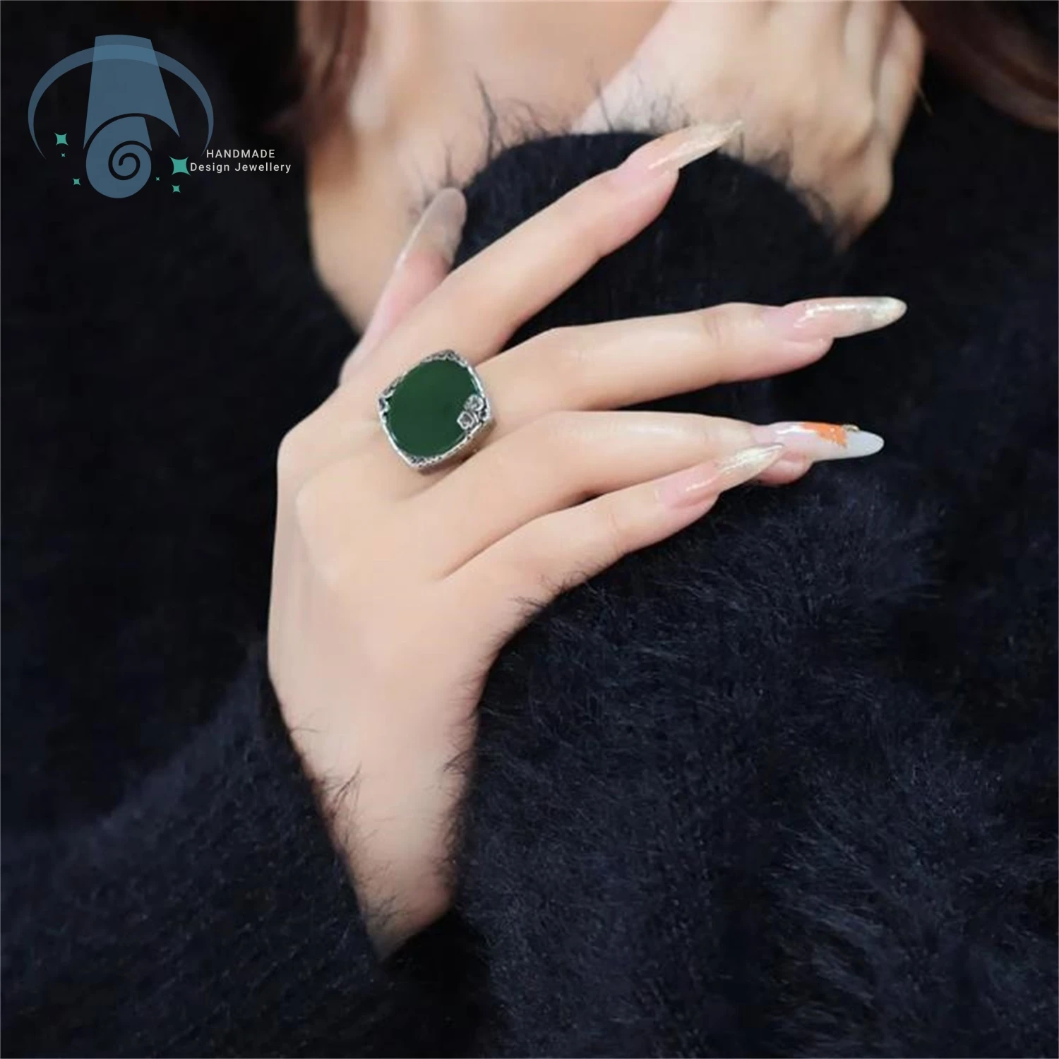 Open Ring Vintage Classic Imitation Hetian Jade Cloud Motif Adjustable Elegant Handcrafted Jewelry Gift for Women Daily Wearable