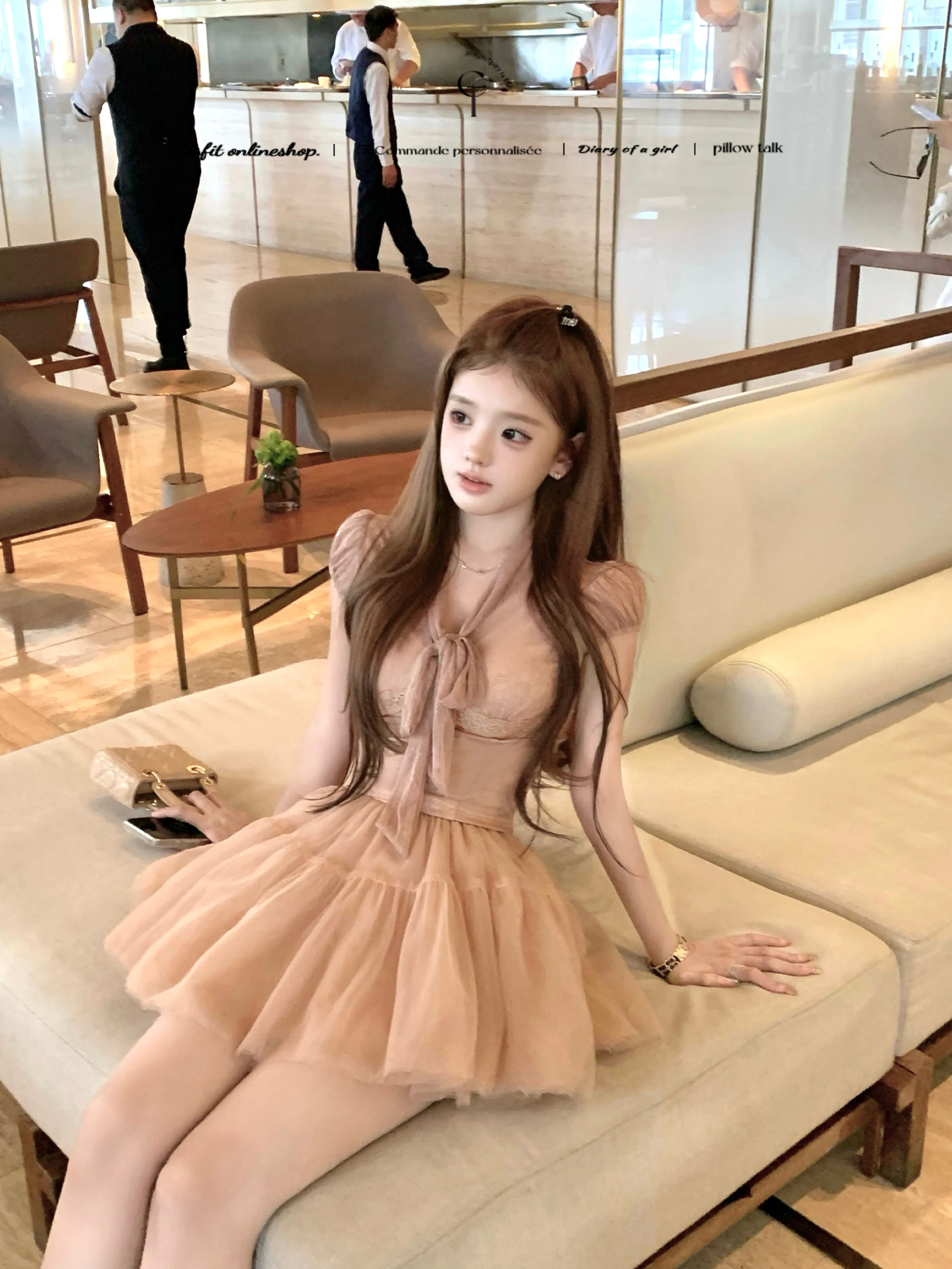 

Комплект Chil Sung 26SS Night Star: топ с кружевным поясом цвета шампань и тюлевая юбка, летний модный женский ансамбль