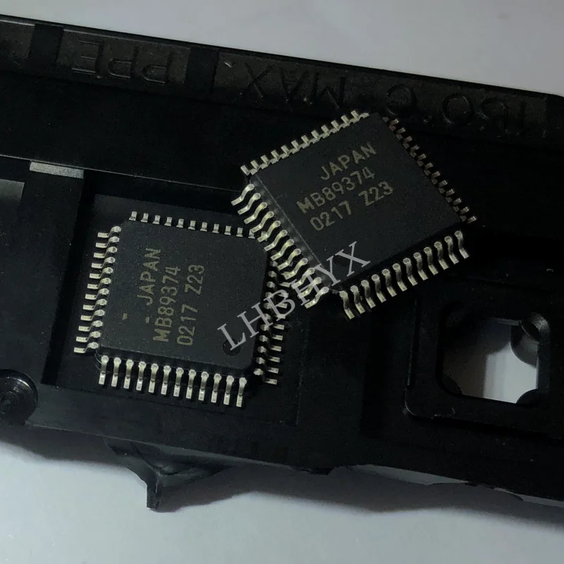 

MB89374 MB89374-PFQ-G-IC MCU 8BIT FLASH QFP-48 Новый оригинальный 1 шт.