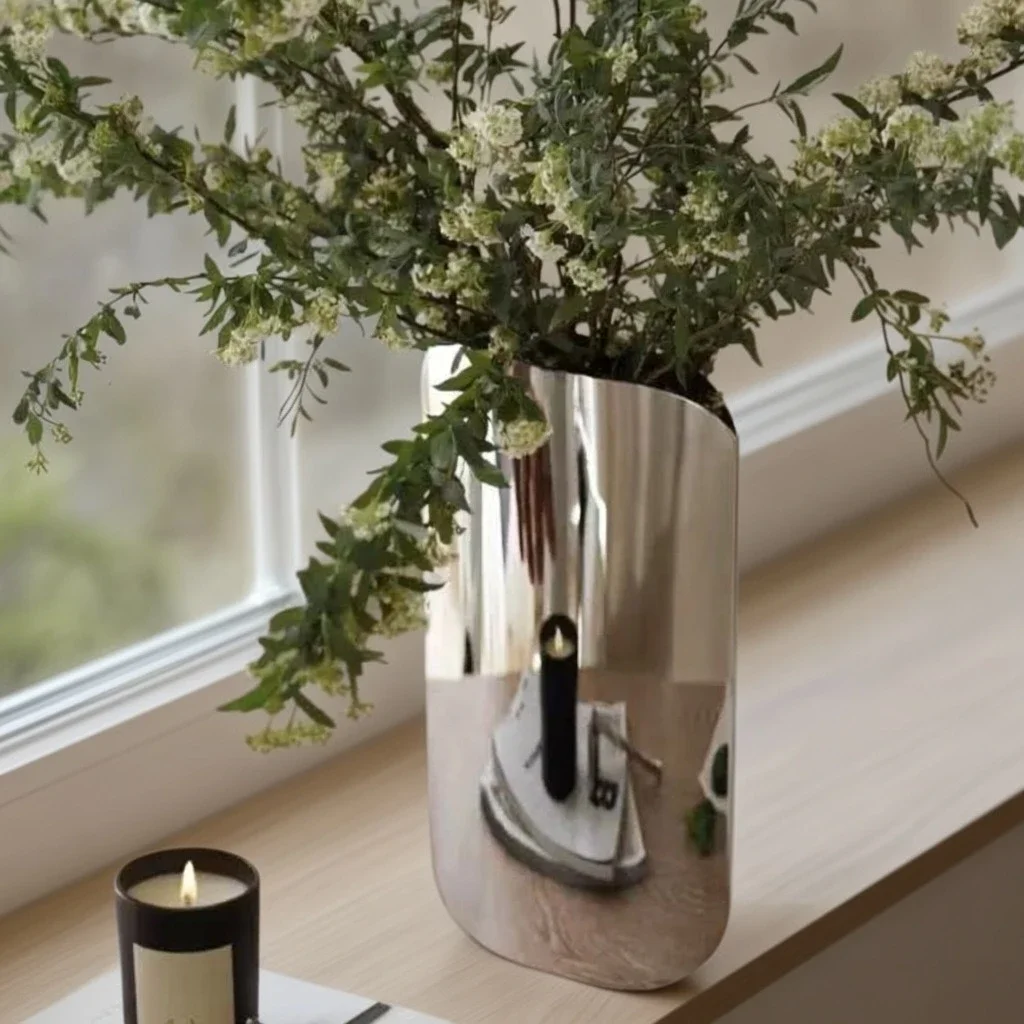 Silver Stainless Steel Mirror-faced Geometric Decorative Vase Flower Vase Flower Pot Flower Arrangement Accessories Vases