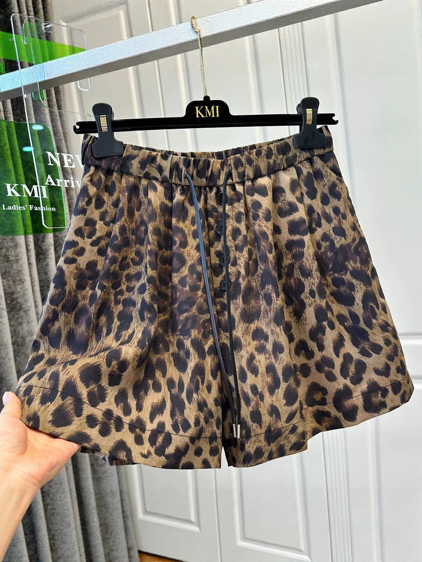 Summer Casual Leopard Print Shorts American Fashion Retro Street Style Drawstring Single Breasted Design Women's Loose Shorts