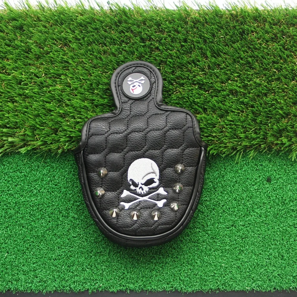1 قطعة غطاء رأس الغولف غطاء الرأس الأسود مع الجمجمة المسامير مضرب إغلاق المغناطيسي أغطية جلدية الاصطناعية هدية للاعب الغولف