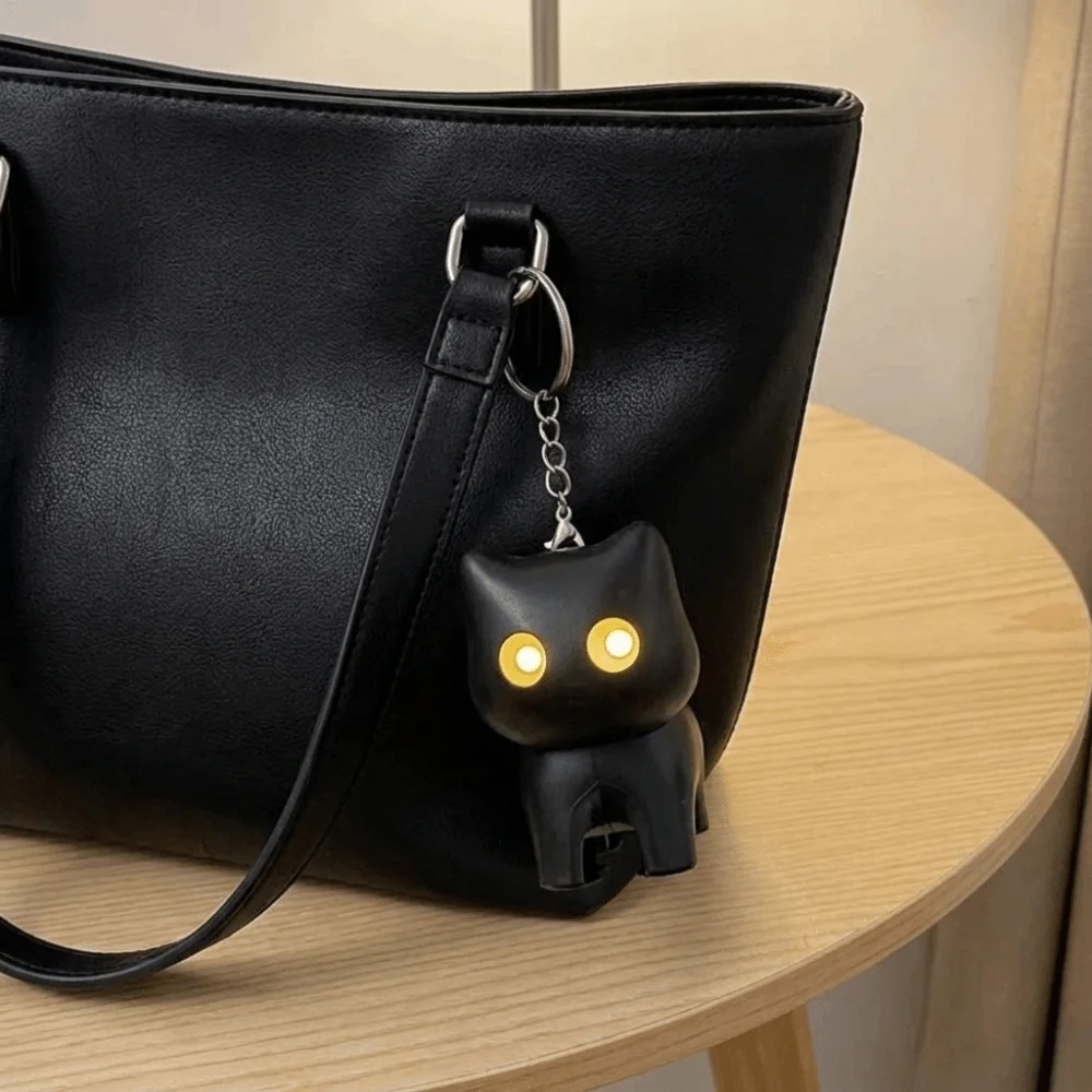 Portable Cat Night Light Keychain Novelty Creative Mini Flashlight Key Ring Sound Effects Black Car Ornament Backpack Accessory