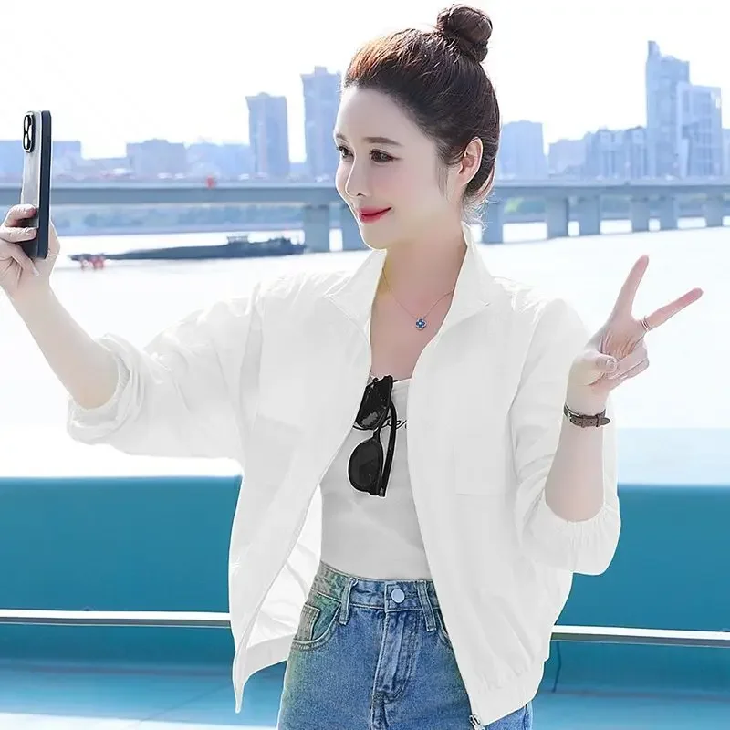 Abbigliamento per protezione solare Giacca corta estiva da donna Nuovo colletto rialzato Allentato Casual Asciugatura rapida Traspirante Manica a pipistrello Cappotto da donna