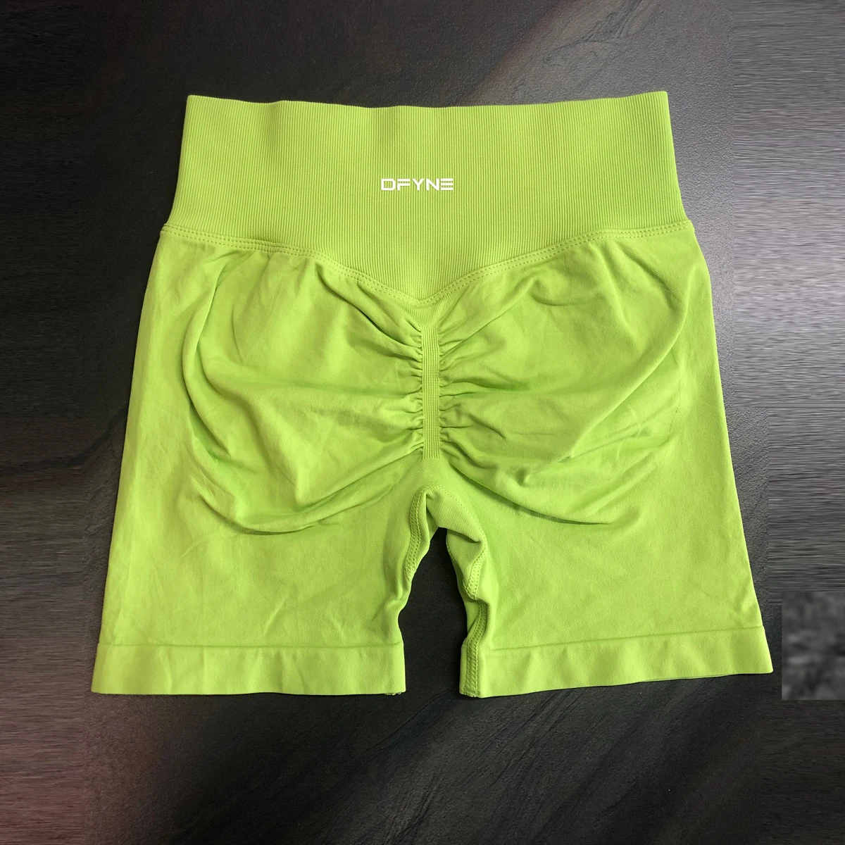 Dfyne Dynamic Shorts 4.5 'Seamless Scrunch Bum pantaloncini da Yoga pantaloncini a costine a vita alta fascia da palestra pantaloncini da motociclista da allenamento elasticizzati alti