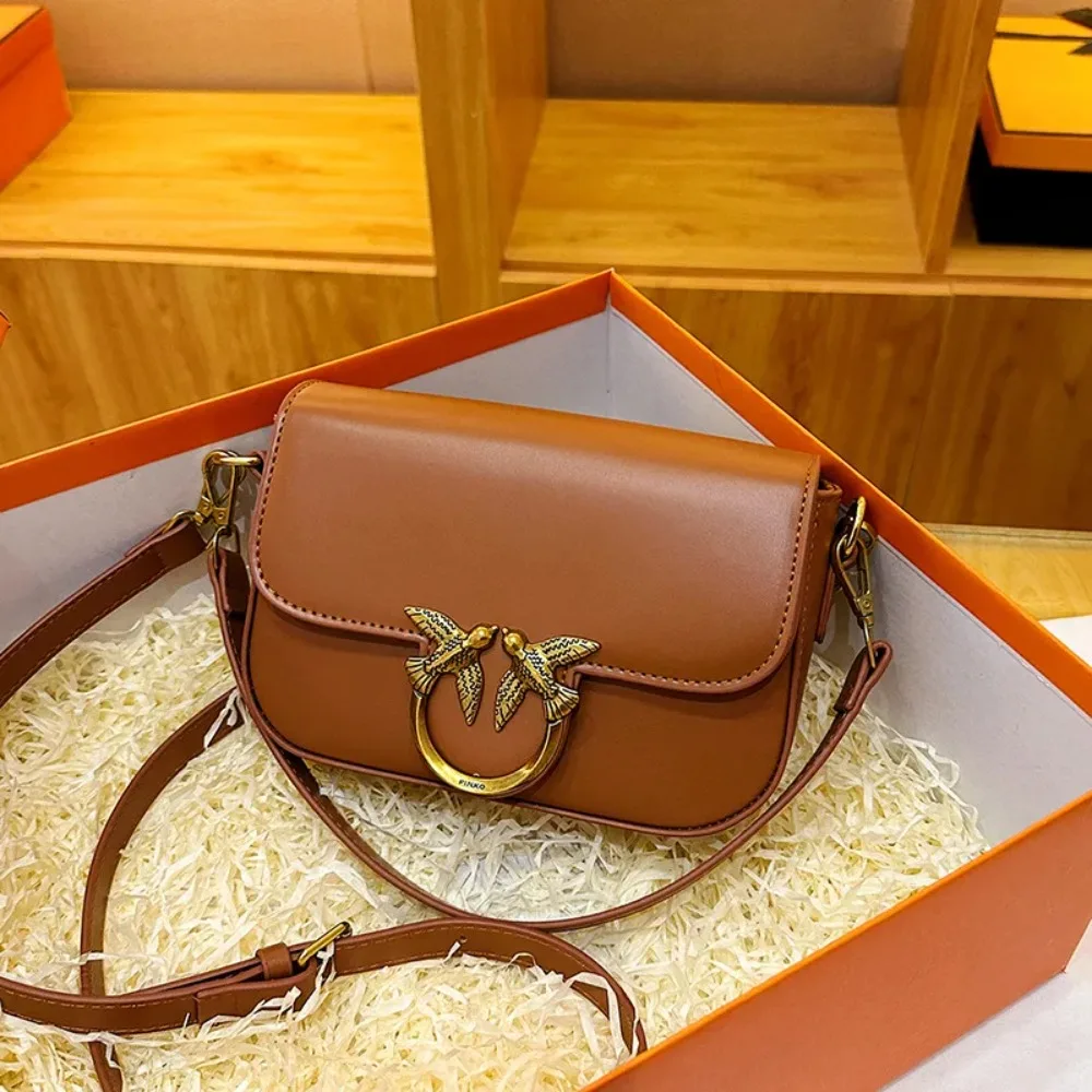 2026 High-End Retro Women's Crossbody Bag Solid Color Shoulder Bag Box Design Compact Small Square Bag