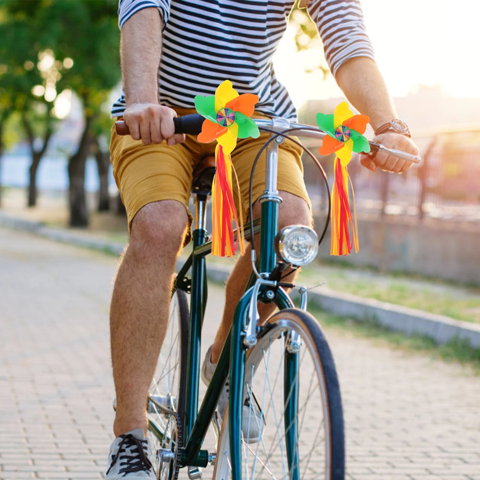 

1Set Colorful Bike Handlebar Pinwheel with Ribbons - Rotatable Decor for Childrens Scooter and Bicycle Fashionable
