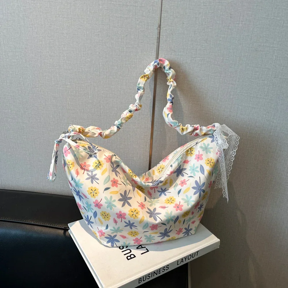 

Women's Lightweight Nylon Crossbody Bag Summer 2025 Fashion Print Large Capacity Soft Shoulder Pillow Bag Versatile Handbag