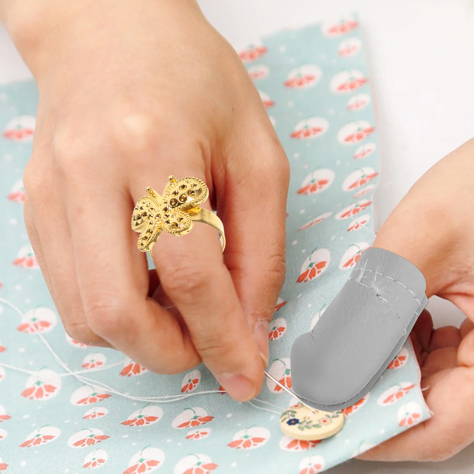 

1 Set Metal Sewing Thimble Finger Shield Durable Craft Protector Needlework Ring Stitching Tool Embroidery Finger Guard Hand